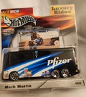 Hot Wheels Racing Luxury Rides #6 Mark Martin Pfizer Bus  Mattel 1:64 NIB — photo 4