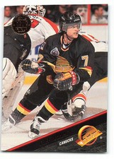 1993-94 Leaf #183 Cliff Ronning Vancouver Canucks