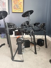 Alesis Nitro Mesh electronic drum kit