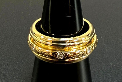 Vintage Piaget Possession 7 Diamond 18k Yellow Gold Ring EU54 US 6.75 circa 1992