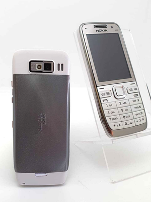 Nokia E52 Classic Retro Phone - All Colours Unlocked - Pristine