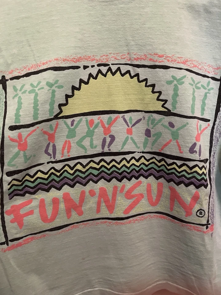 Camiseta corta vintage de verano de los años 80 Fun N Sun playa talla única Foto 2 de 4