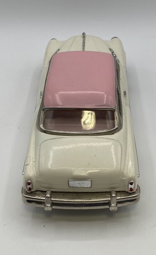 Vintage Voiture Buick Standard Sedan Friction Powered Toy Car - Picture 10 of 22