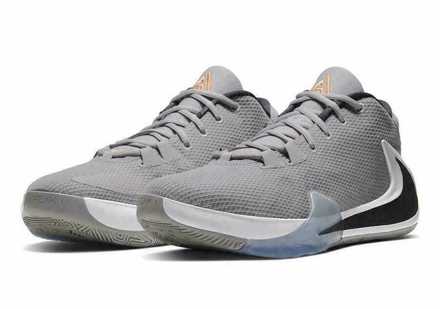 gray basketball shoes