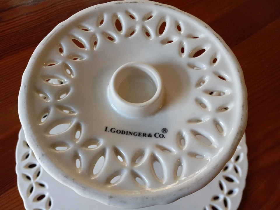 Soporte para pasteles I. Godinger vintage de cerámica con borde de encaje Foto 4 de 4