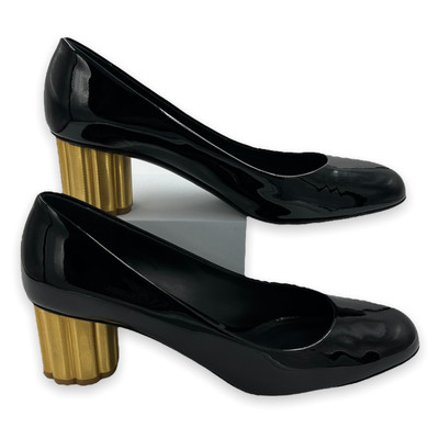 SALVATORE FERRAGAMO Lucca Black Patent 