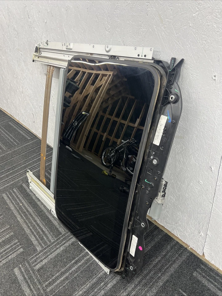 Dodge Durango RT 2017 techo corredizo techo corredizo montaje de orugas y ventana de vidrio!! Foto 3 de 4