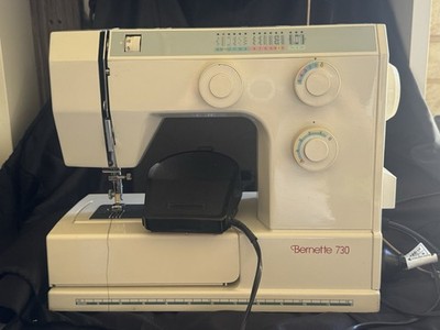 Bernette 730 Sewing Machine with Pedal  Working 