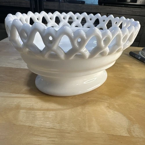 “Dancing Sailor” Imperial Glass Milk Glass Oval Bowl Vintage