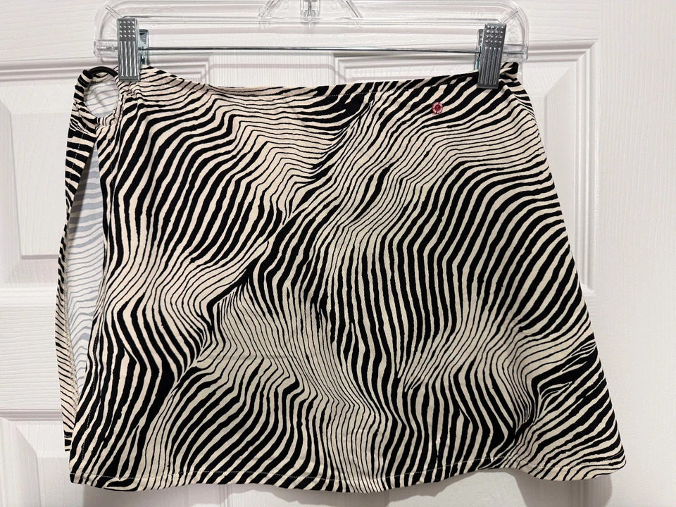 NUEVO CON ETIQUETAS Rojo Carter Para Mujer Beige Alto Contraste Falda Encubierta Traje de Baño Talla M Foto 4 de 4