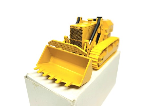 Caterpillar Cat 983 Track Loader - NZG 1:50 Scale Diecast Model #140 - Picture 3 of 5