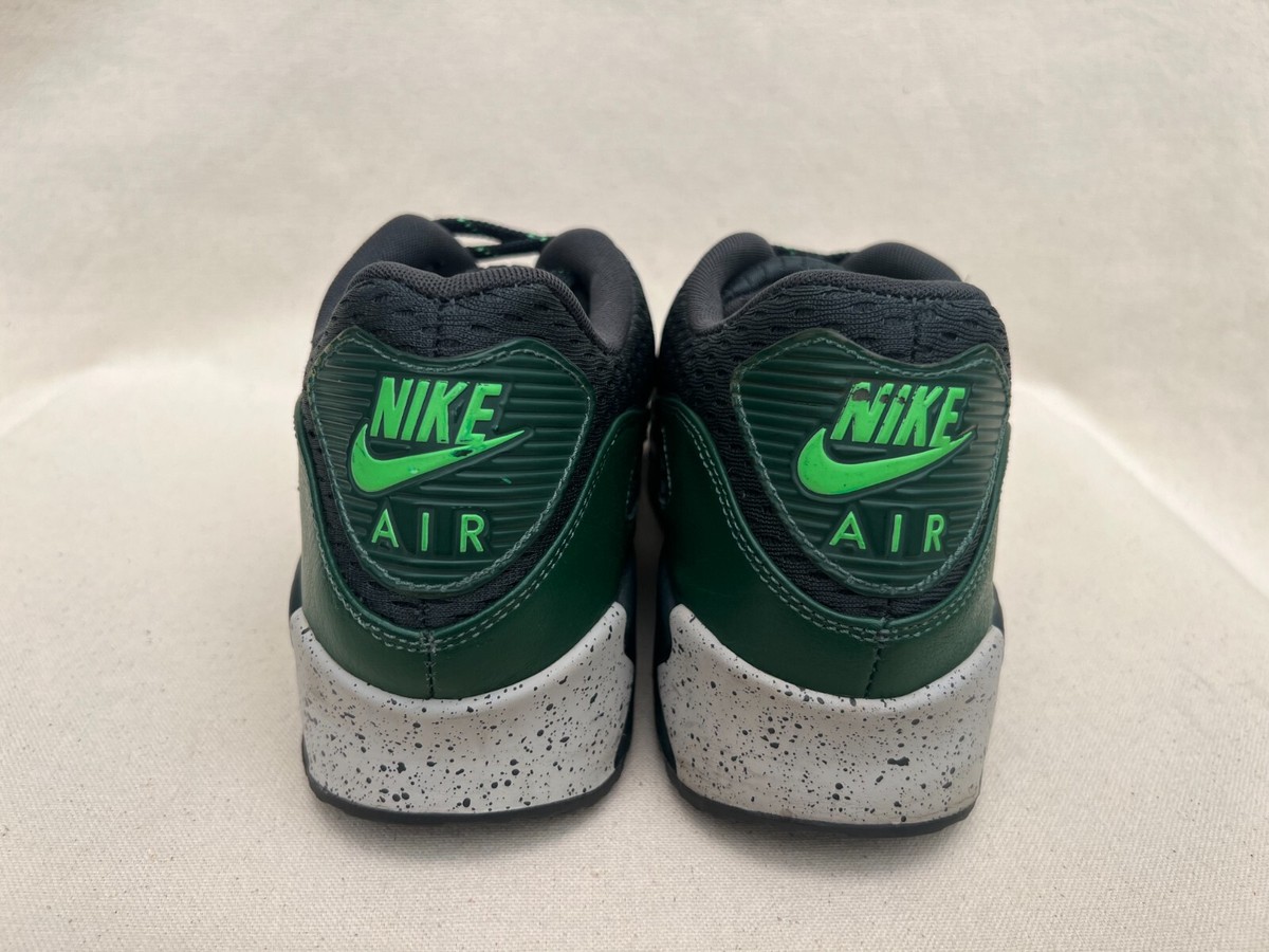 Nike Air Max 90 Engineered Mesh Tokyo Seaweed Green - Size 11
