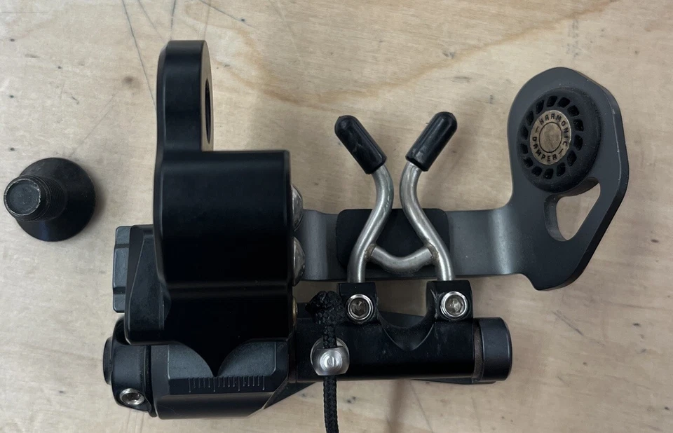 Mathews Convertible HD2 For Mathews Solocam Bows LEFT HANDED Great Condition - Image 2 of 4