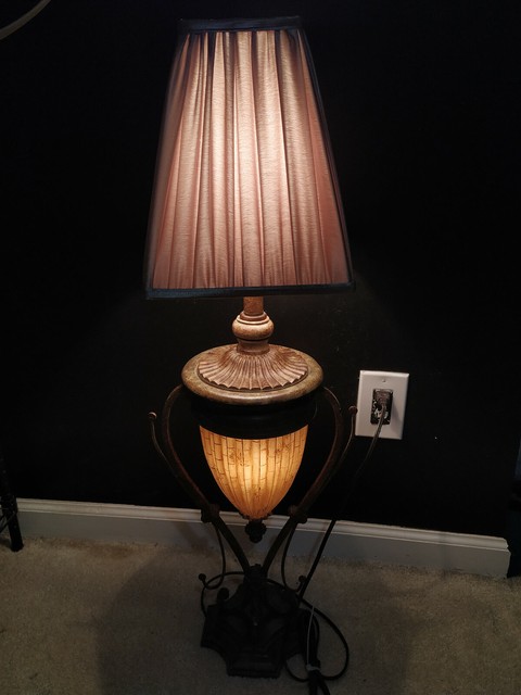 double bulb table lamp