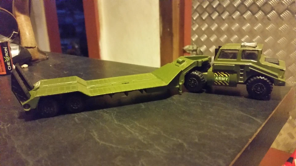 matchbox battle kings tank transporter super kings - Image 3 of 4