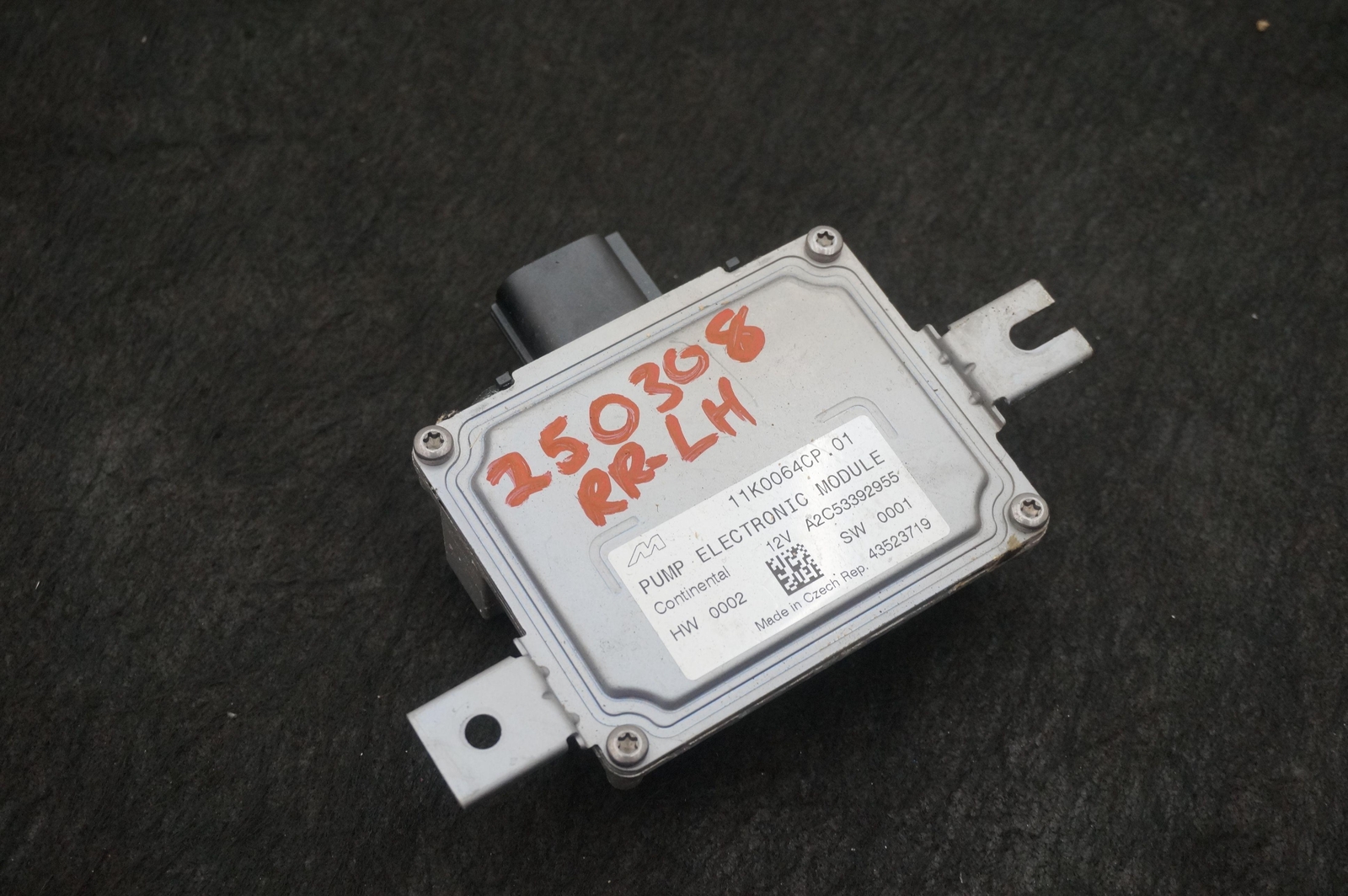 Fuel Pump Electronic Control Module ECU ECM OEM 11K0064CP McLaren 650S 2015