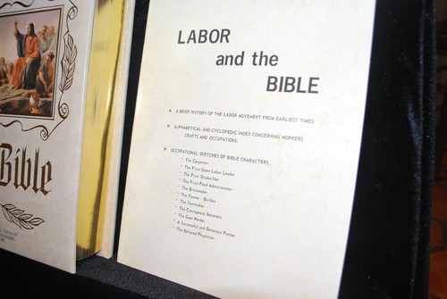 Mater Reference Edition HOLY BIBLE + Labor Bible Guide Nice Heirloom 9" x 12" - Picture 5 of 8