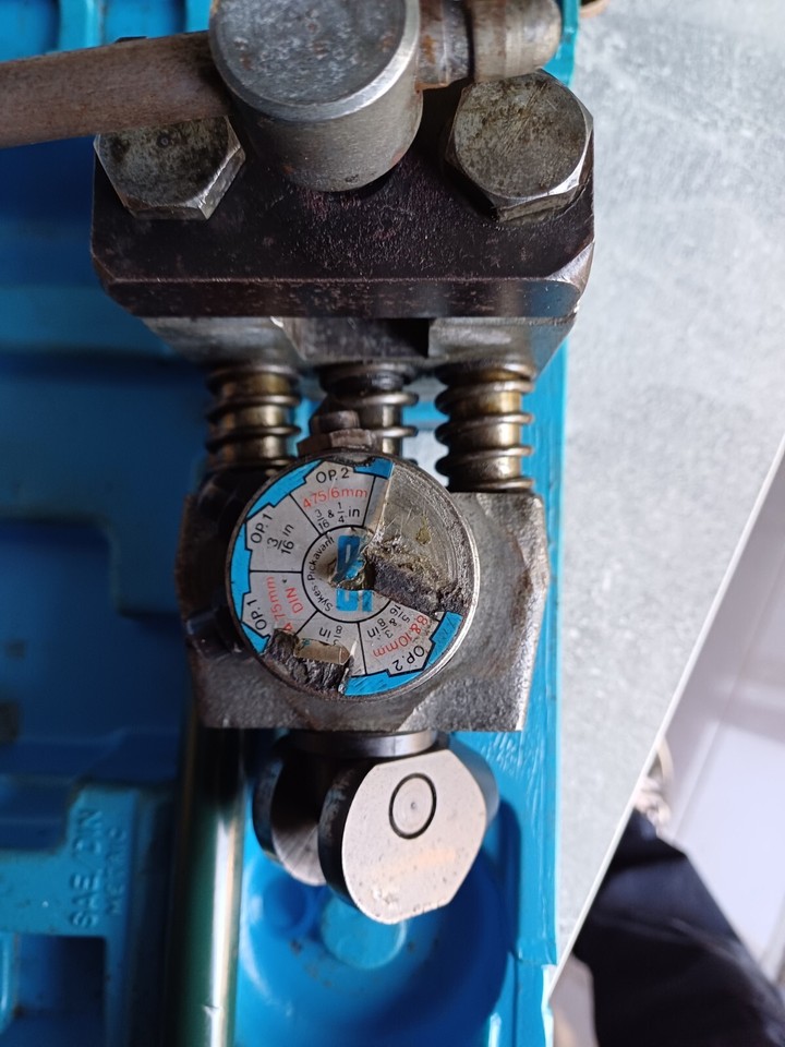 Sykes Pickavant Brake Pipe Flaring Tool, In Original Case. 3/16" and 4