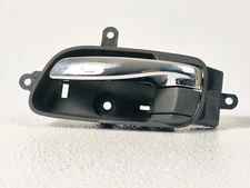 13-20 NISSAN PATHFINDER FRONT LEFT DRIVER SIDE INTERIOR DOOR HANDLE BEZEL OEM