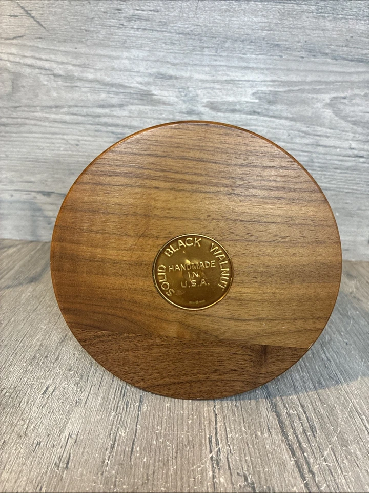 RARE Vintage MILLIONAIRE'S MONEY DOME $1000s in Real Shredded Currency Good Size - Image 3 of 4