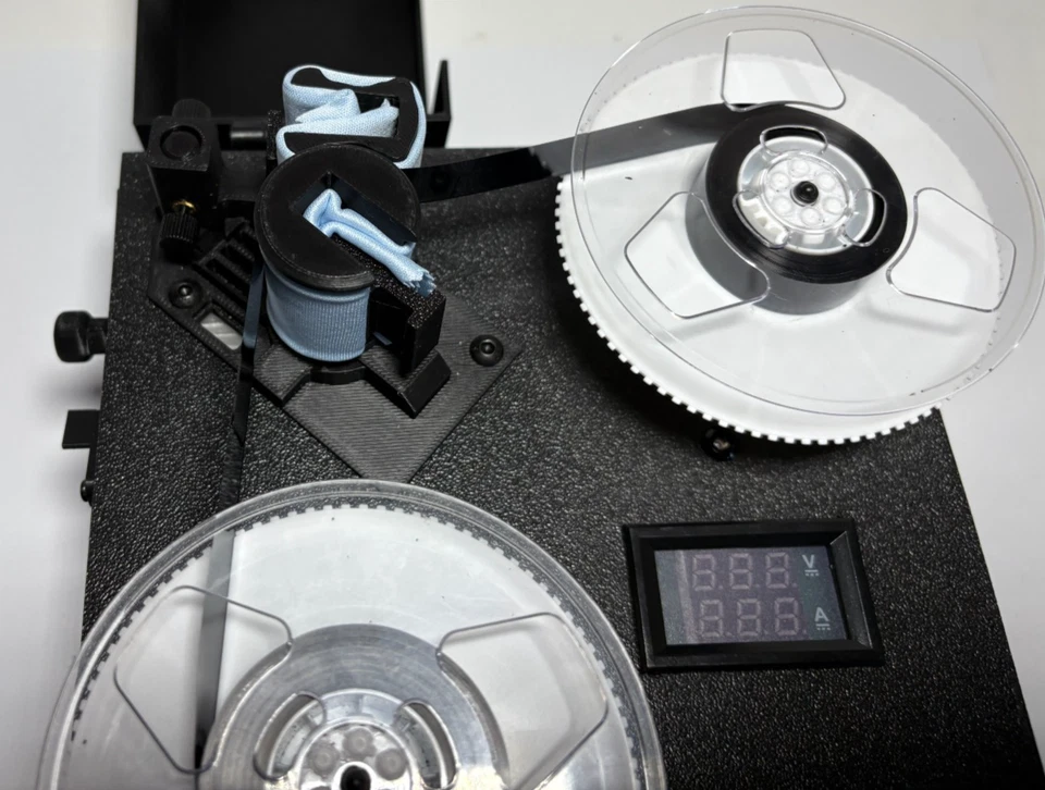 Video Tape Mould Cleaner 4.0 and power monitor.VHS,VHS-C,Betamax,MiniDV,8mm tape - Image 2 of 4