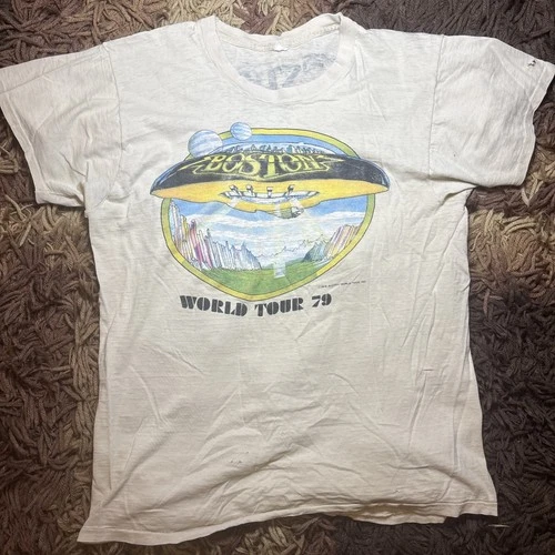 70’s Boston Tour Shirt - Medium Vintage vintage concert t-shirt, vintage, size M, single stitch, B+ condition