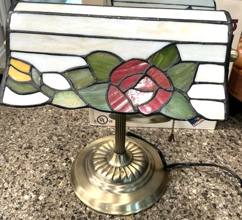 Tiffany‑Style-Stained Glass Banker’s Desk Lamp –Rose Design 1990s VTG 14” Works