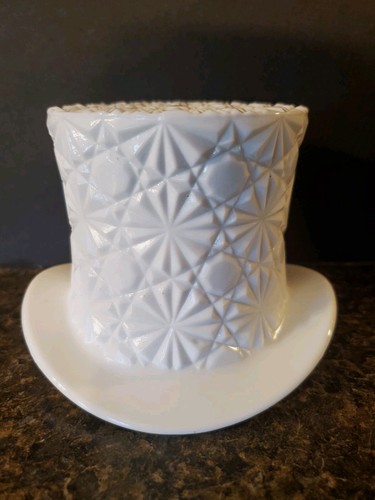 Vintage Daisy & Buttons White Glass Top Hat Larger Size 3.5"x4"