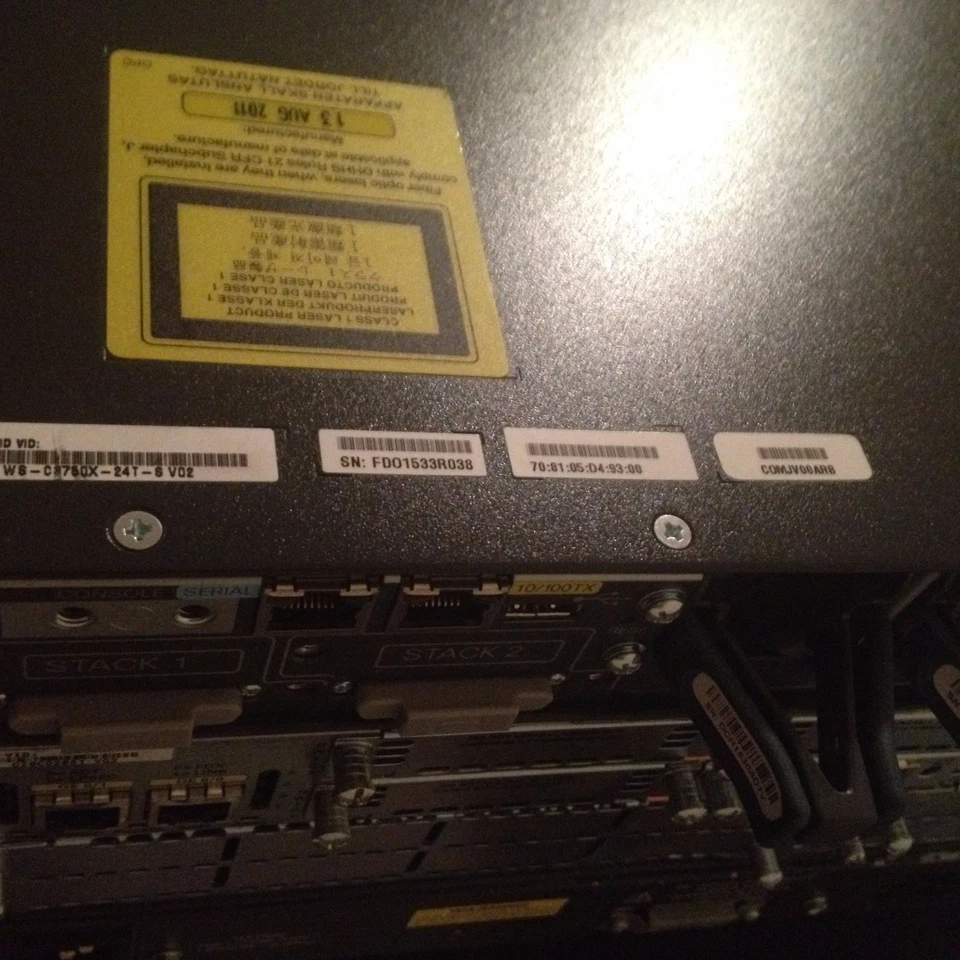 Cisco Catalyst WS-C3750X-24T-S 24-Ports Gigabit NetWork Switch - Image 4 of 4