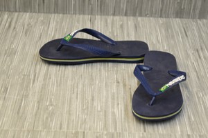 havaianas size 4