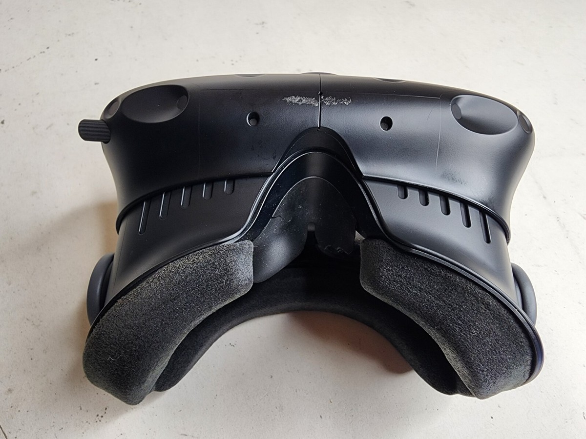 HTC Vive VR Virtual Reality Headset [OPJT100] for PARTS