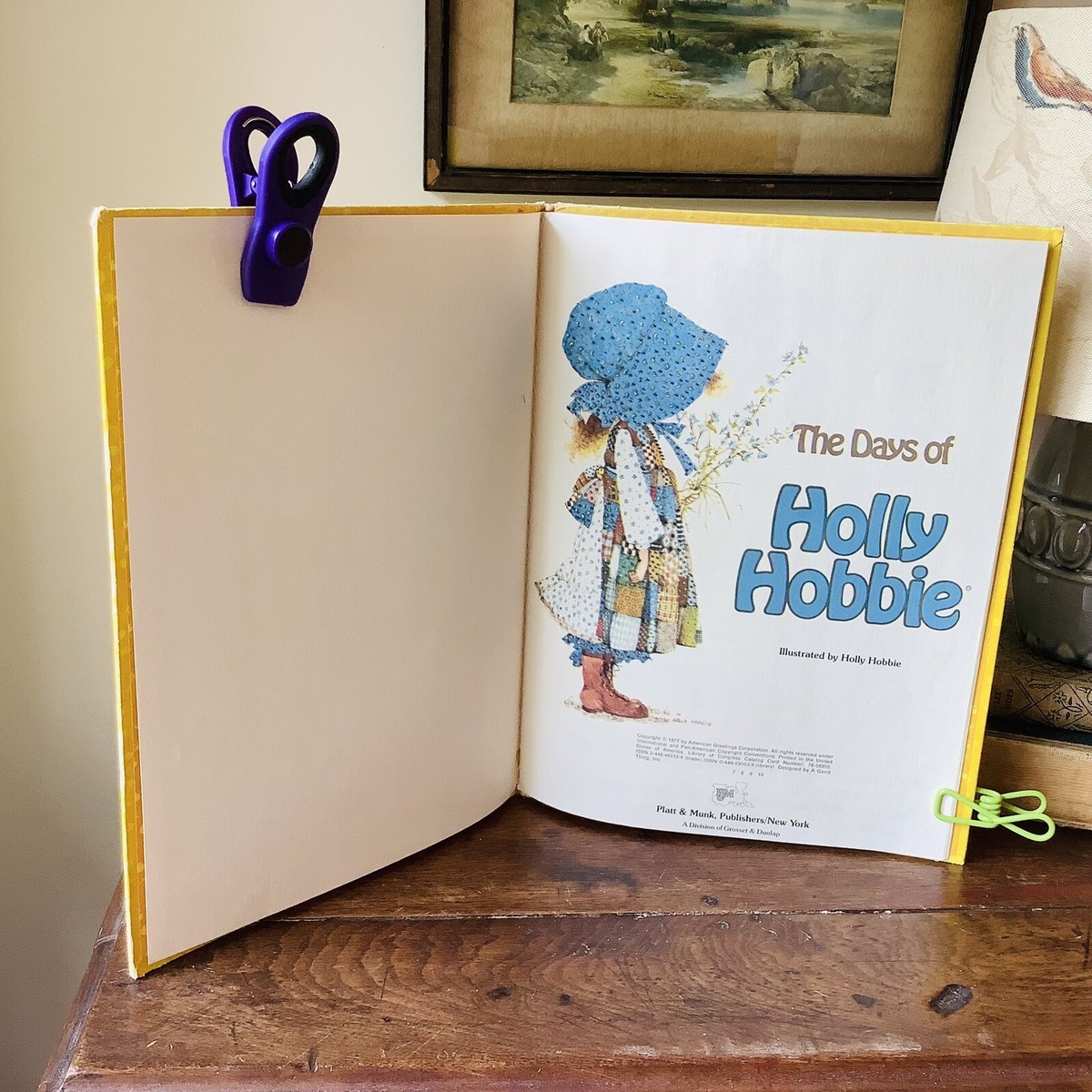 Vintage 1977 The Days of Holly Hobbie Large Cricket Book HC Platt 