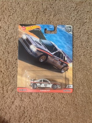 Hot Wheels Premium Lancia 037 /NEW
