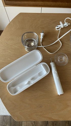 Philips Sonicare DiamondClean Smart 9500 Rose Gold For Parts Only