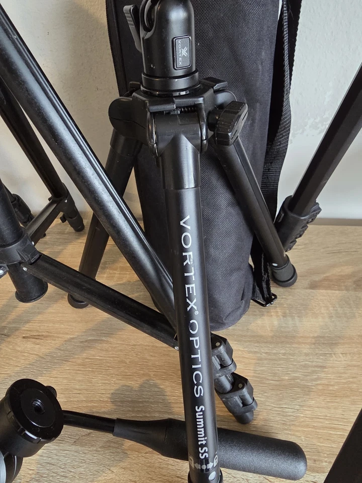 Lot Of Spotting Scope Tripods_Vortex Summit SS-P Tripod & More - Image 2 of 4
