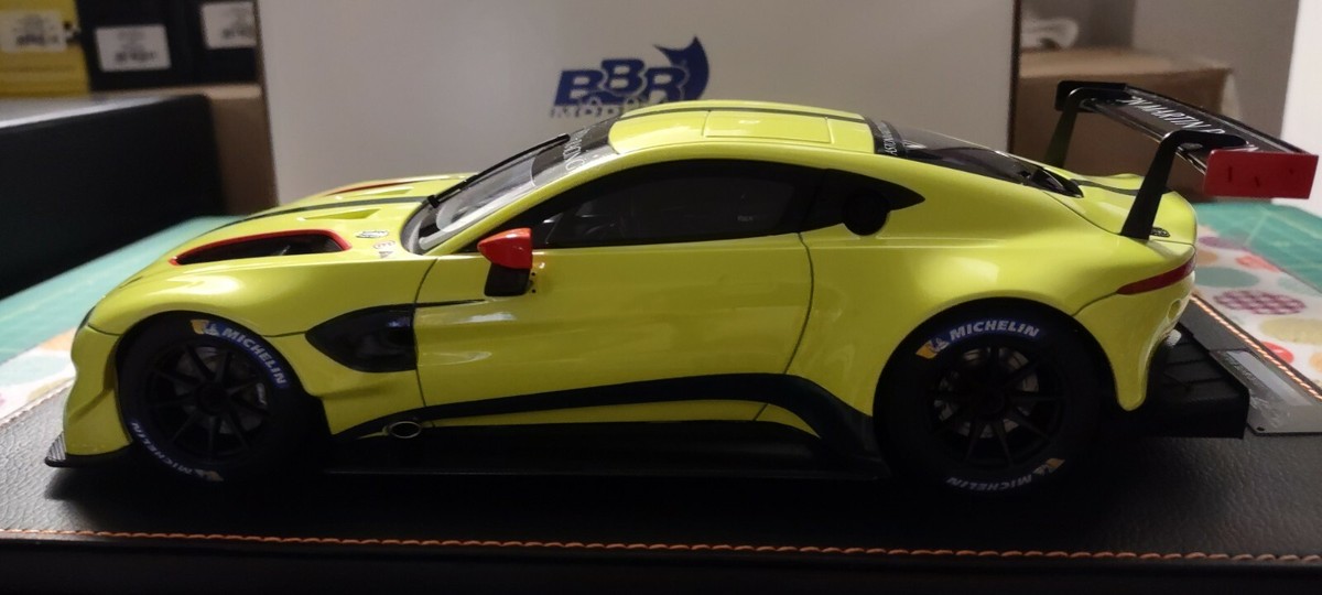 AUTOart Aston Martin Vantage ミニカー1:18 AutoArt Aston Martin Vantage GTE 1/18 scale, BBR Premium Leather
