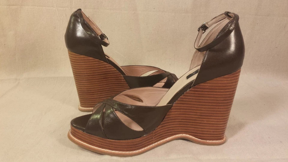 Cuñas peep-toe de cuero marrón NYLA "Yuki" - talla 10 Foto 4 de 4