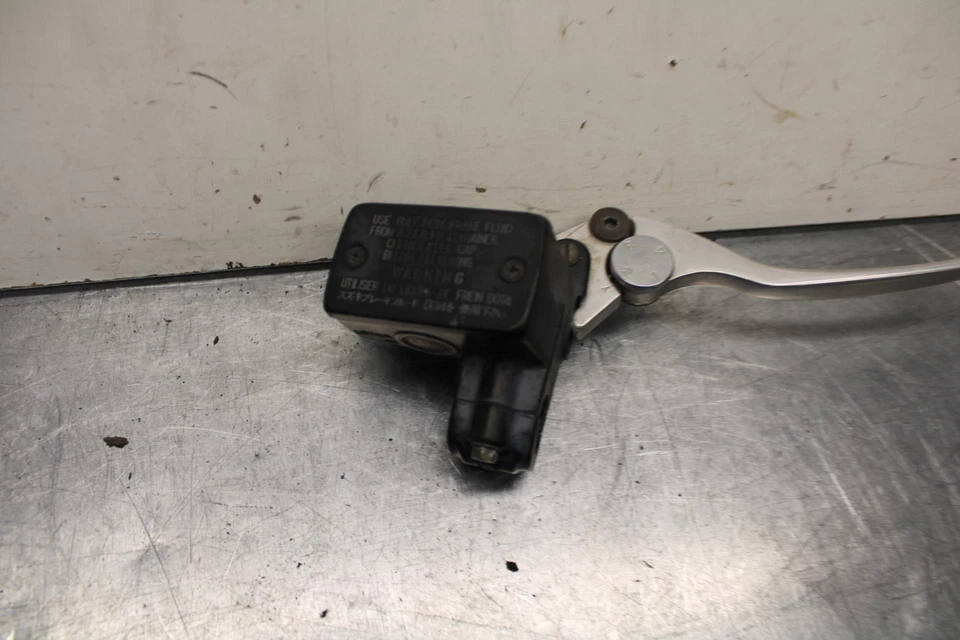 Suzuki RF600R 1995 cilindro maestro de freno delantero con palanca BB615 Foto 2 de 4