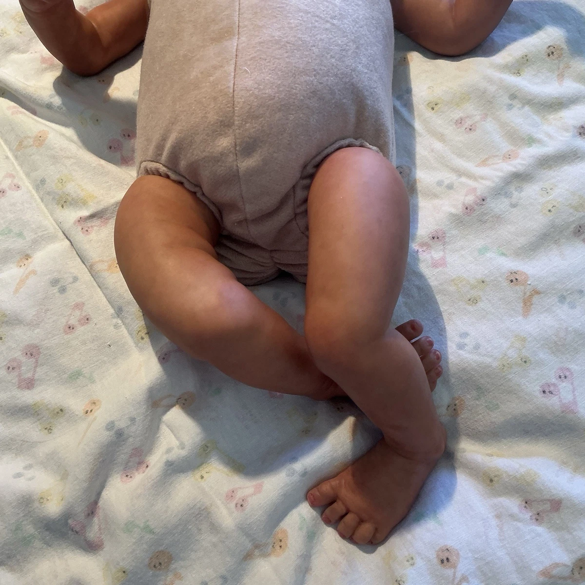 Bebé niña renacida juni rosa de Marita Winters