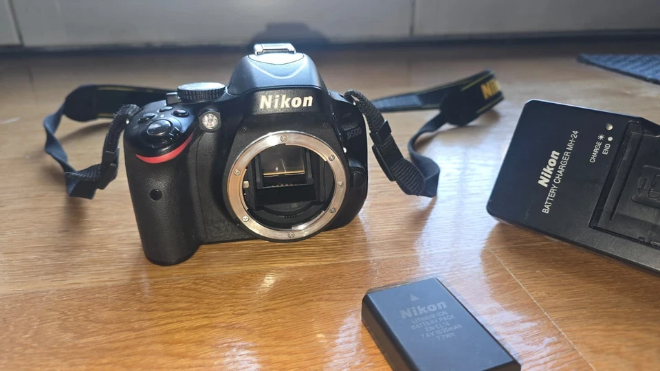 Nikon D5100, foto 1 di 5