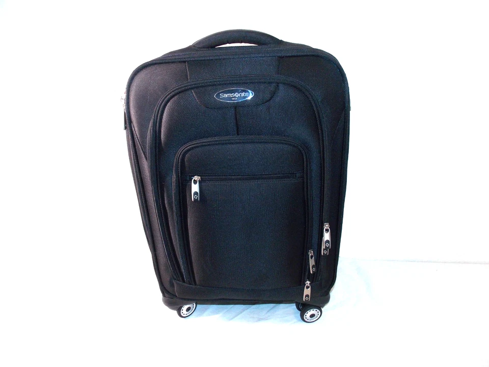 Samsonite 1910 Expandable 20” Soft Side Rolling Carry On Luggage EXCELLENT - Image 4 of 4