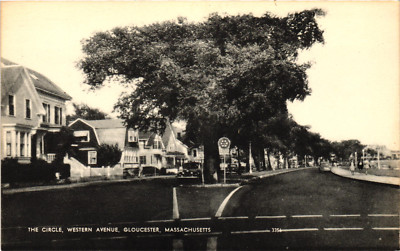 The Circle, Western Avenue, Gloucester, Massachusetts Unposted Postcard Old Cars