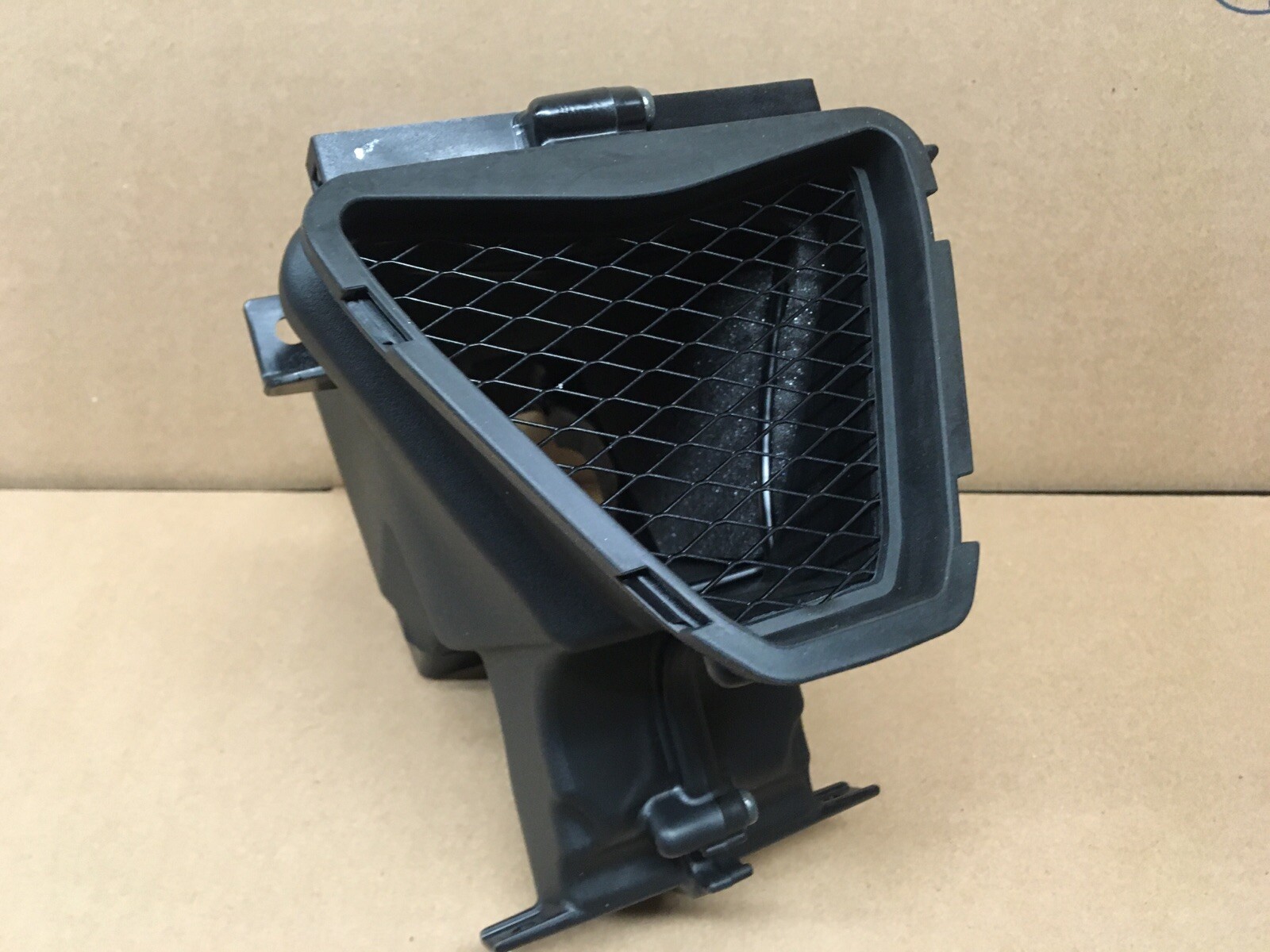 20132018 Kawasaki Ninja ZX6R Ram air duct, intake air scoop duct OEM