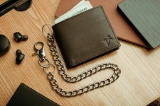 RFID safe Leather Wallet with Chain Bifold Wallet for Men Biker Trucker Slim