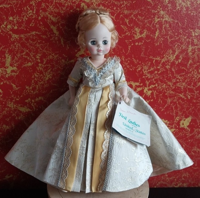 MADAME ALEXANDER First Ladies of the US - SERIES 4 with Booklet MARY MCKEE Doll
