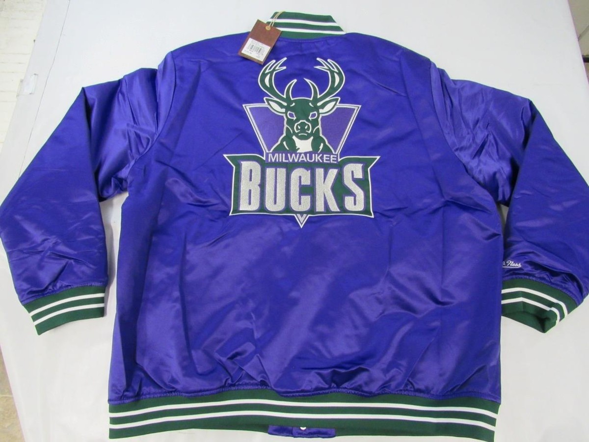 Milwaukee Bucks Mens Sizes 3XL-4XL Mitchell & Ness Heavy Satin