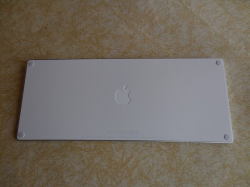 Apple iMac 21", 4K Quad-Core, i3 3600, Deutsch, 8 GB RAM, 1 TB HDD, MRT32D/A - Bild 2 von 8