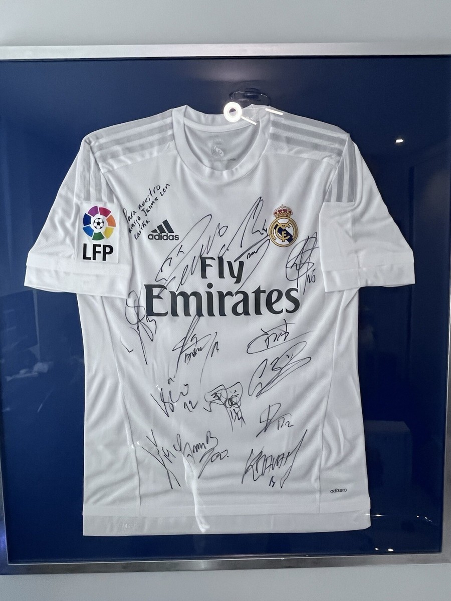 Real Madrid Jersey Signed By 13 Players Completely New Season 15