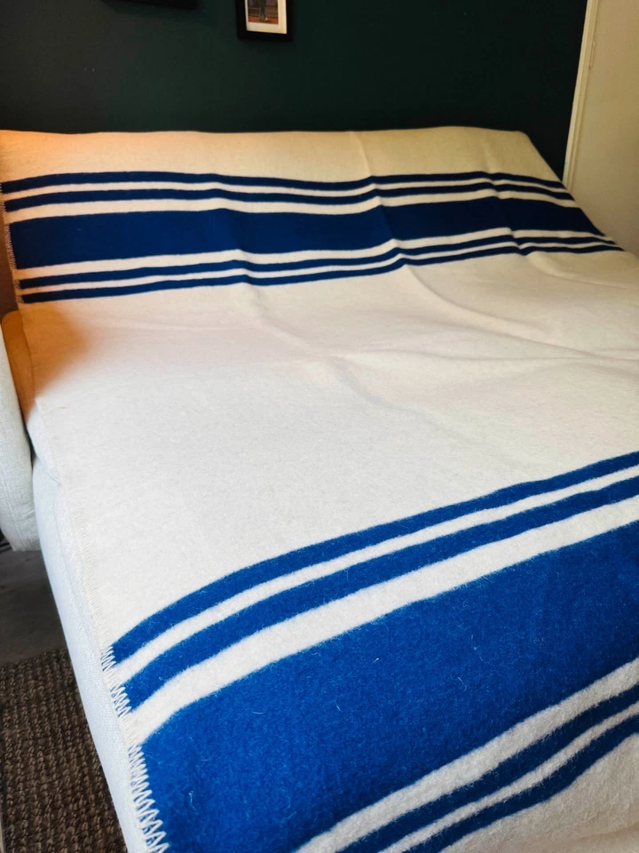 100% Wool Blanket – White & Blue Stripe Heavy Wool Throw / Dutch Vintage Design - Image 3 of 4