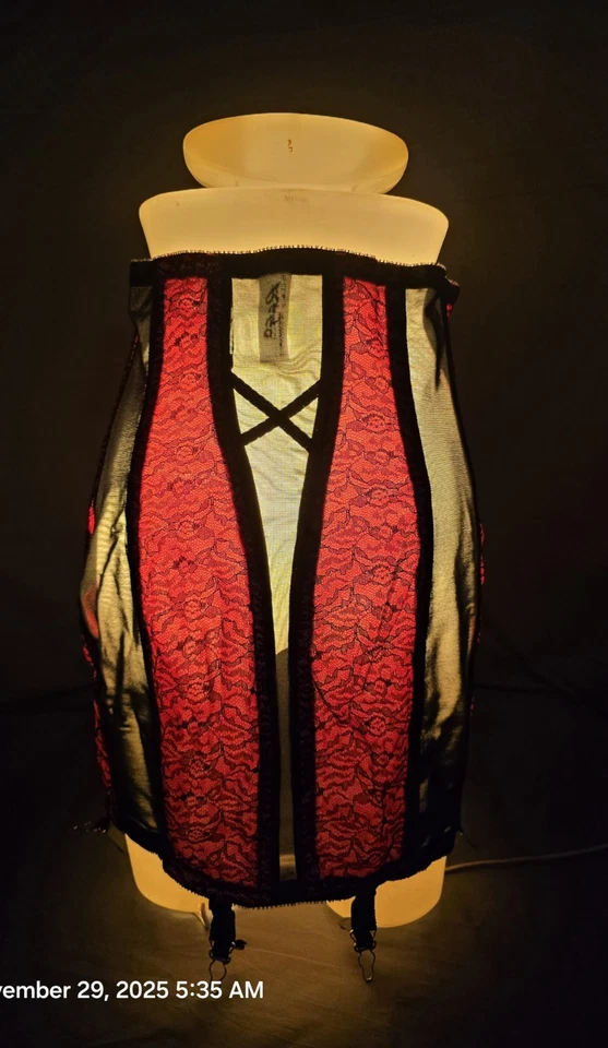 Rago SKIRT SHAPEWEAR 2XL Blk Lace Zipper Hooks - Image 4 of 4